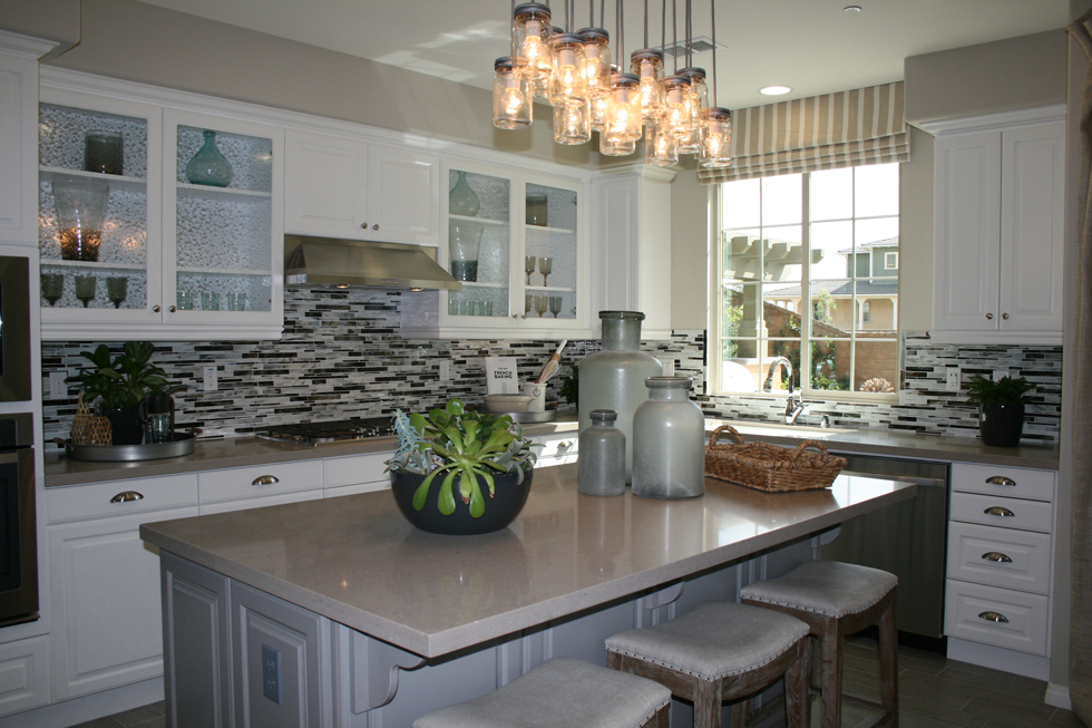 Tri Pointe Homes Shitake modern kitch 17apr15 980