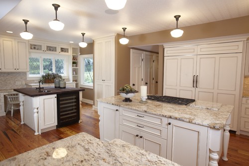 traditional kitchen 1 31