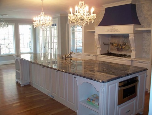 traditional kitchen 13