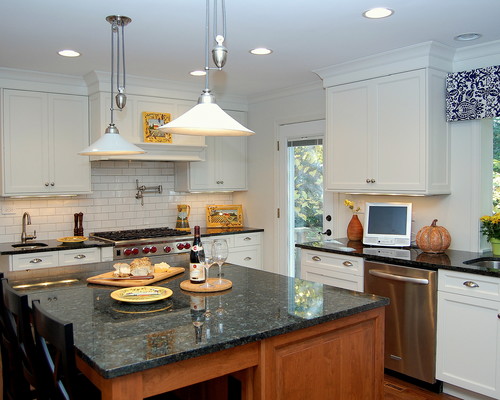 traditional kitchen 2 14
