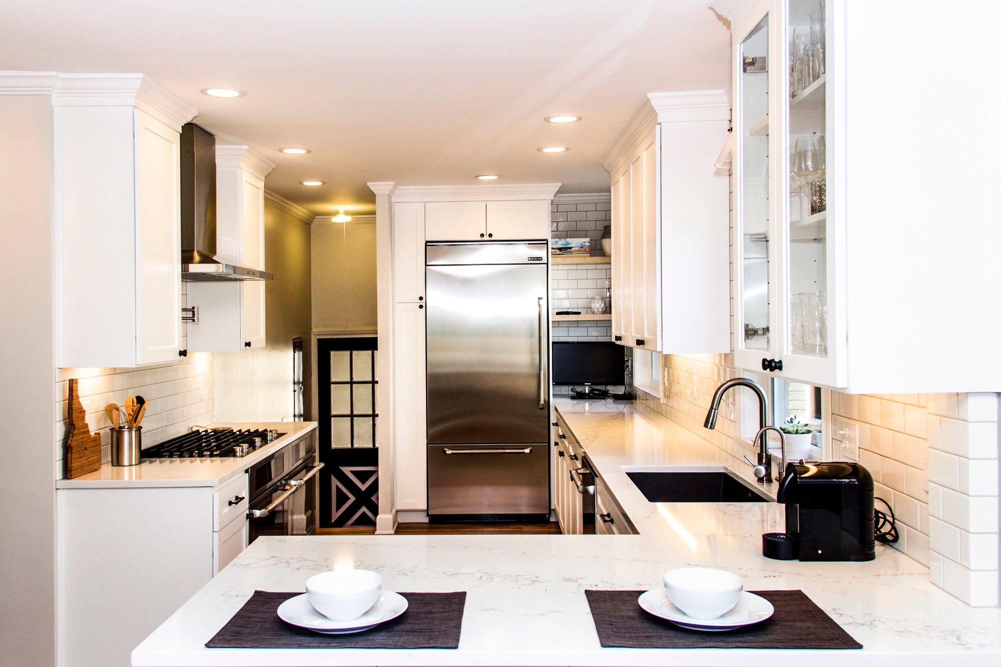 PentalQuartz Statuario Lets Remodel 4