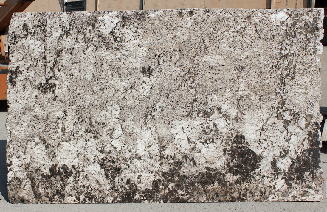 BIANCO ANTICO EXTRA