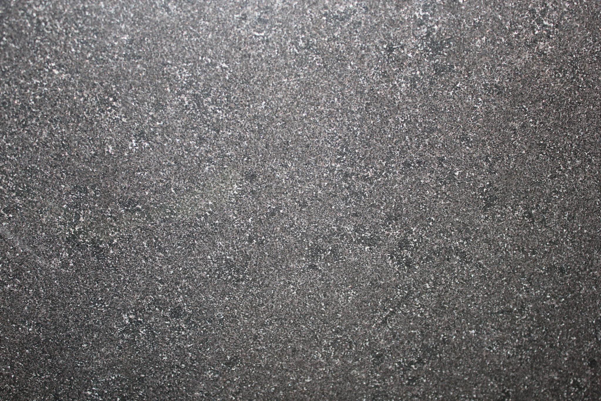BLACK ABSOLUTE INDIA 1 SQUARE