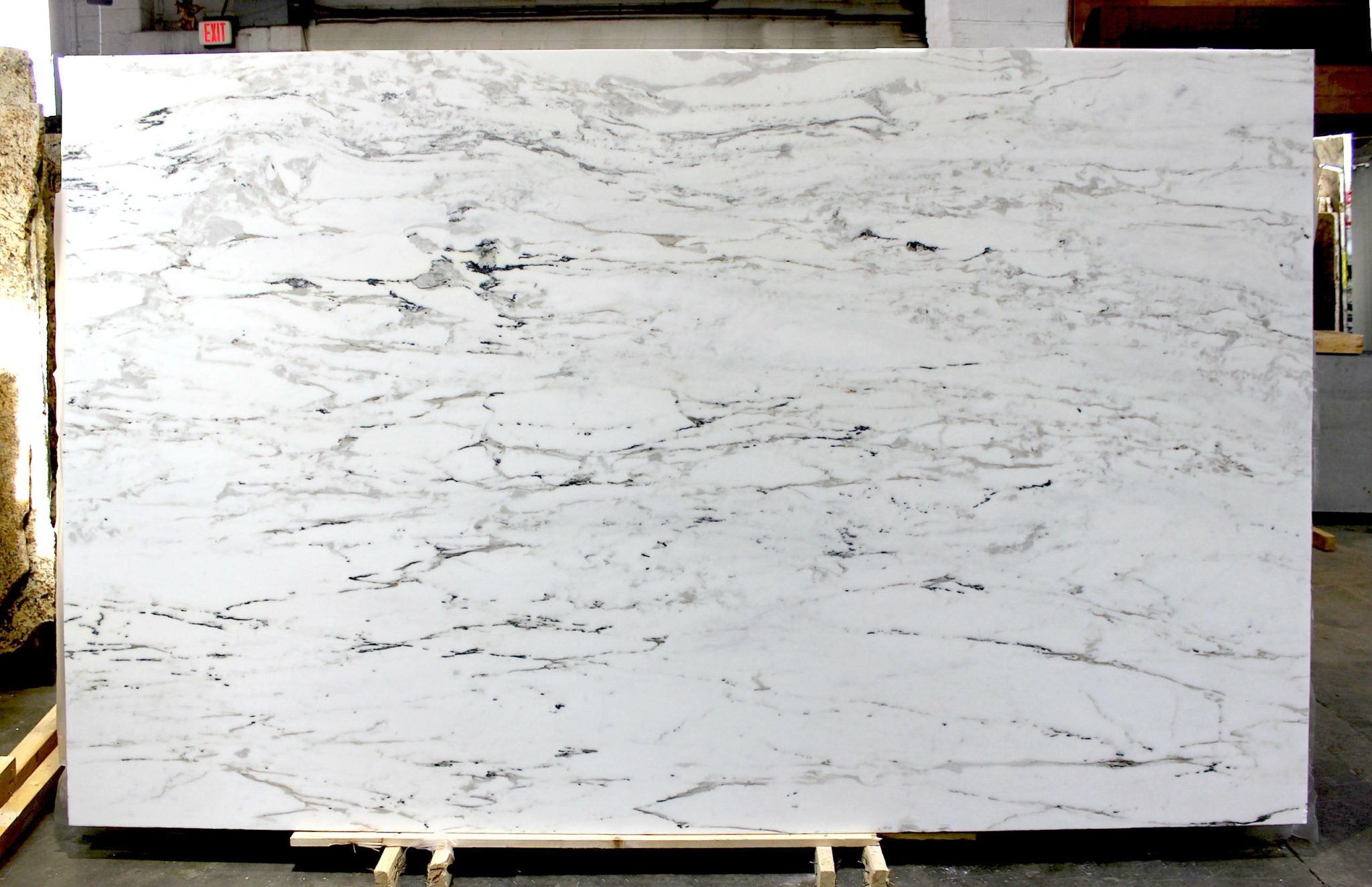 CALACATTA FINE VEIN