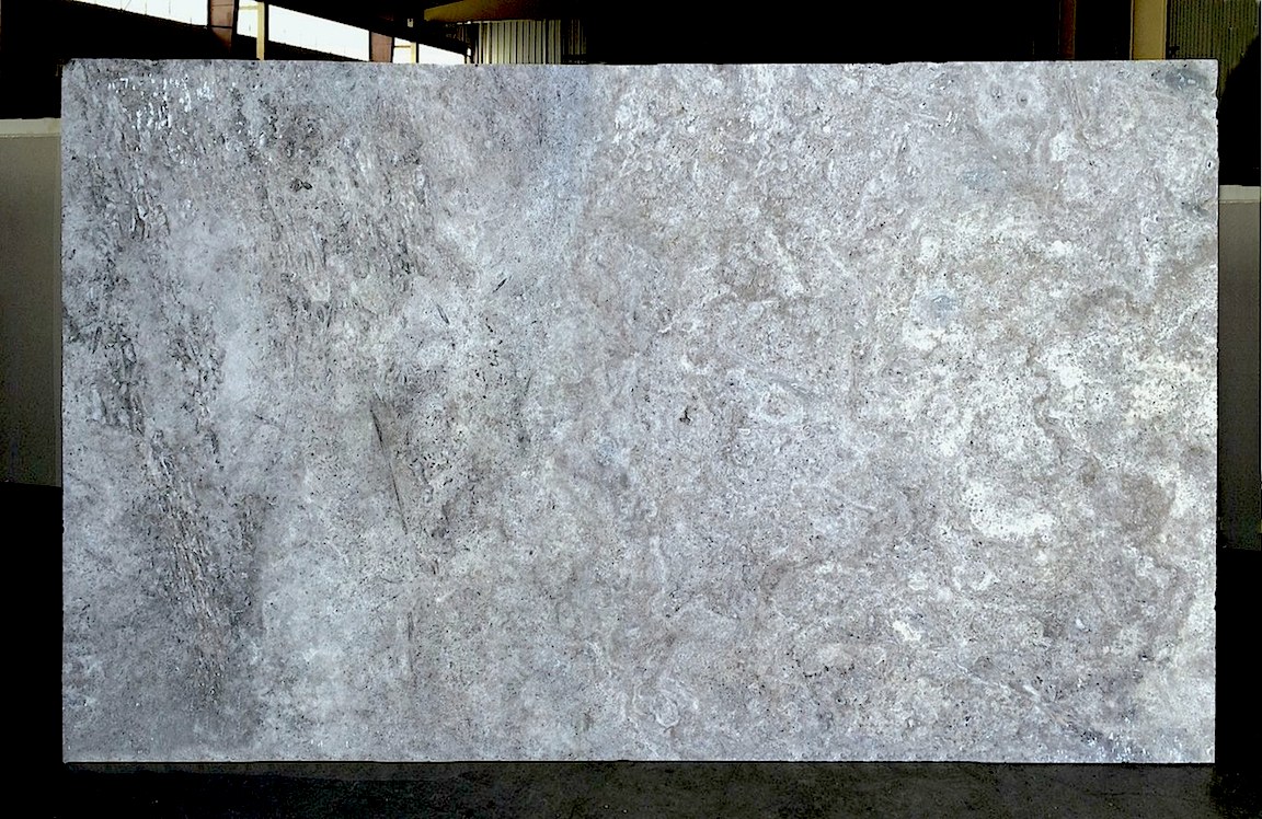 SILVER TRAVERTINE CLASSIC CROSSCUT