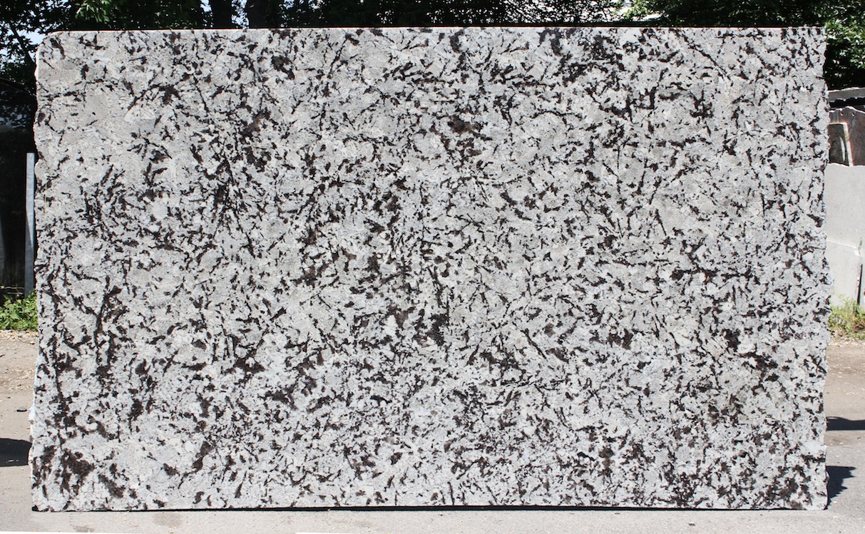 SPLENDOR WHITE